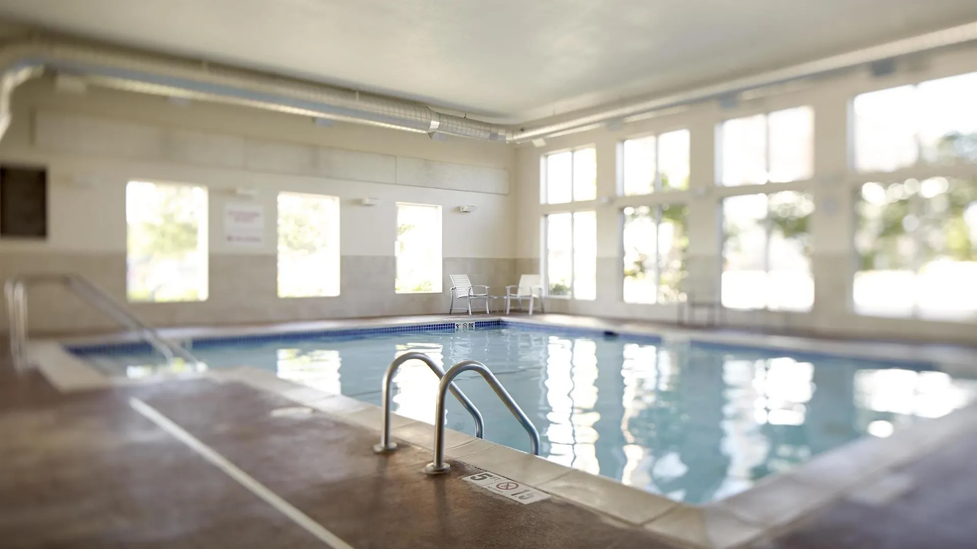 Hyatt Place Towne Centre Hotel 3*