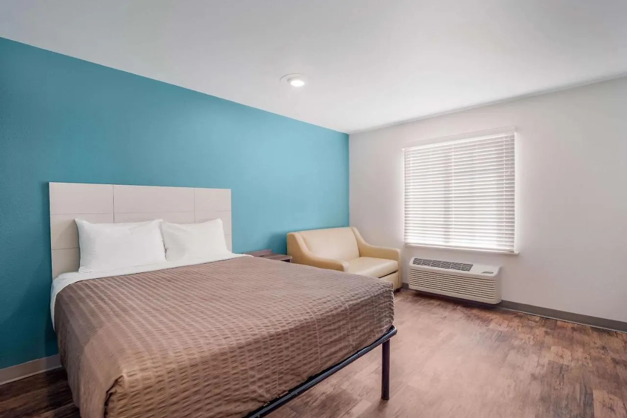 Woodspring | Airport I-526 Hotel 2*