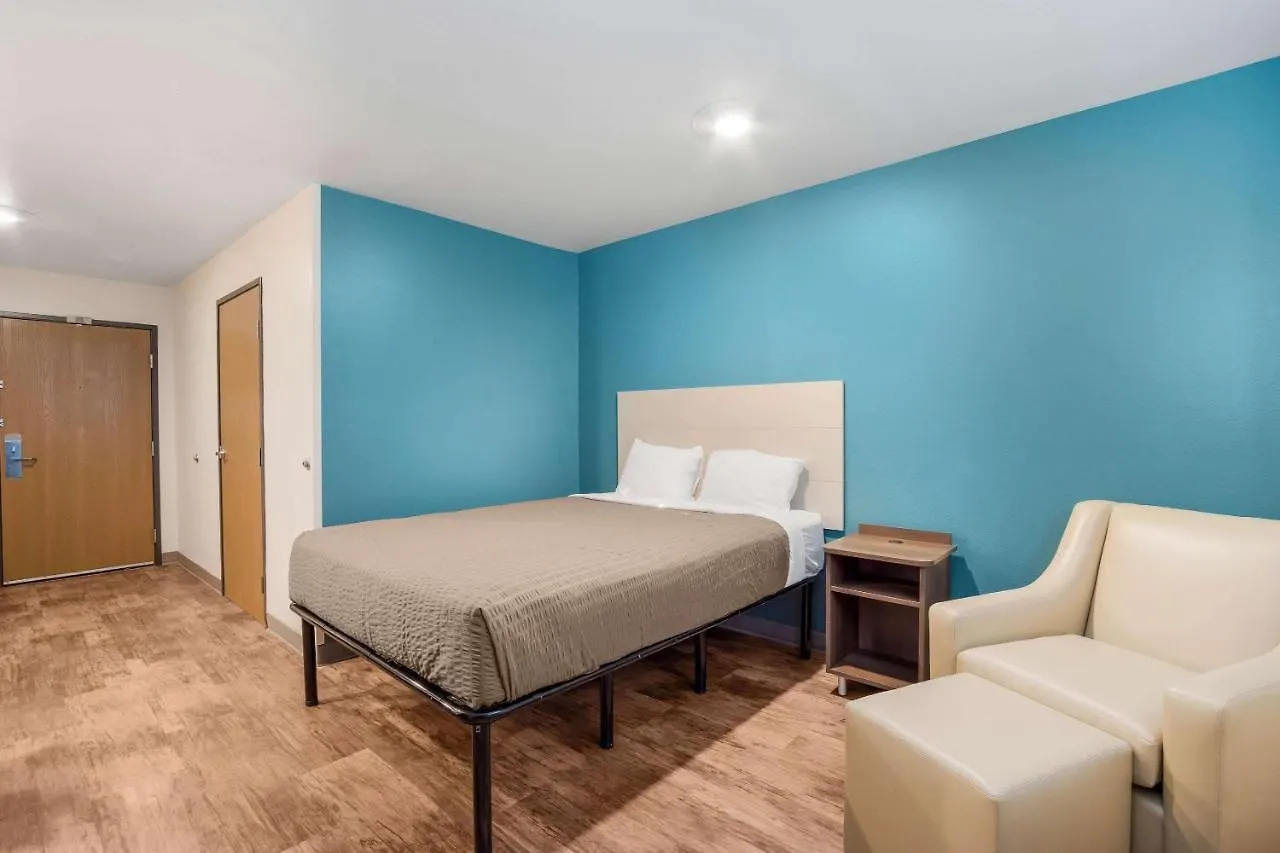 Hotel Woodspring | Airport I-526 North Charleston