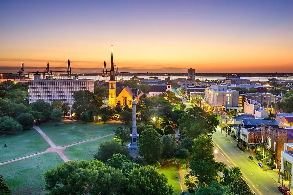 Embassy - Historic District Hotell Charleston