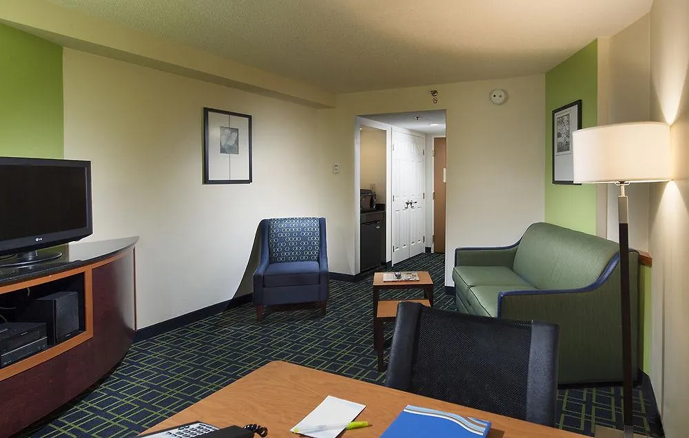 Fairfield & By Marriott Charleston Airport/convention Center 3* North Charleston