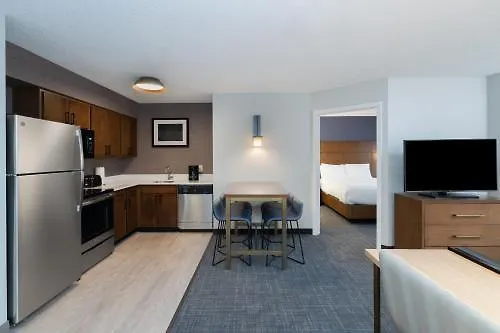 By Marriott Charleston Airport 3*