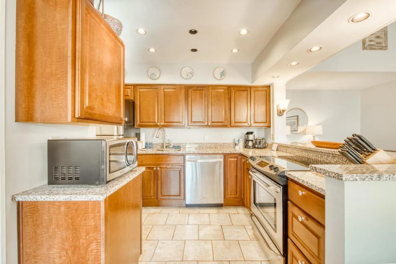 195 East Bay Apartment