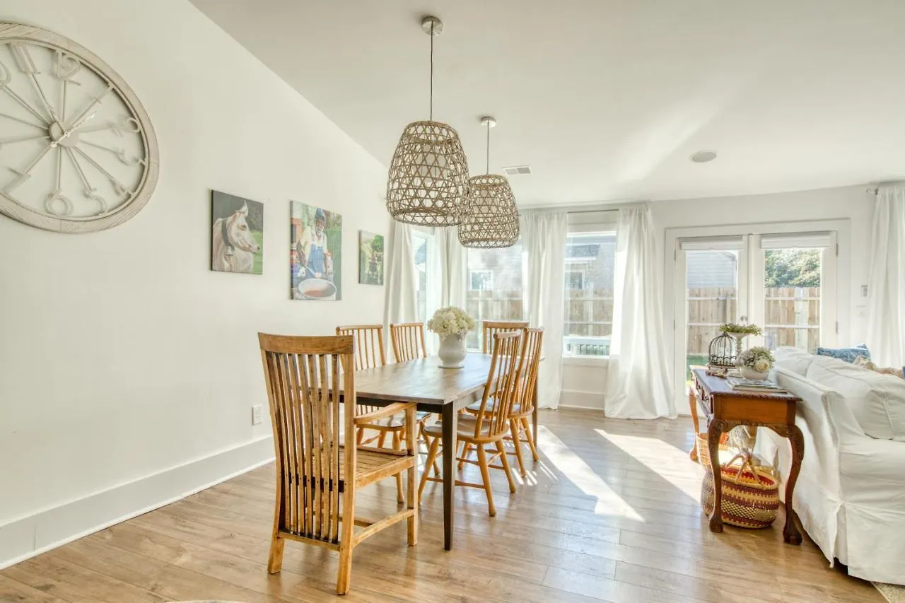 1109 Berkeley
