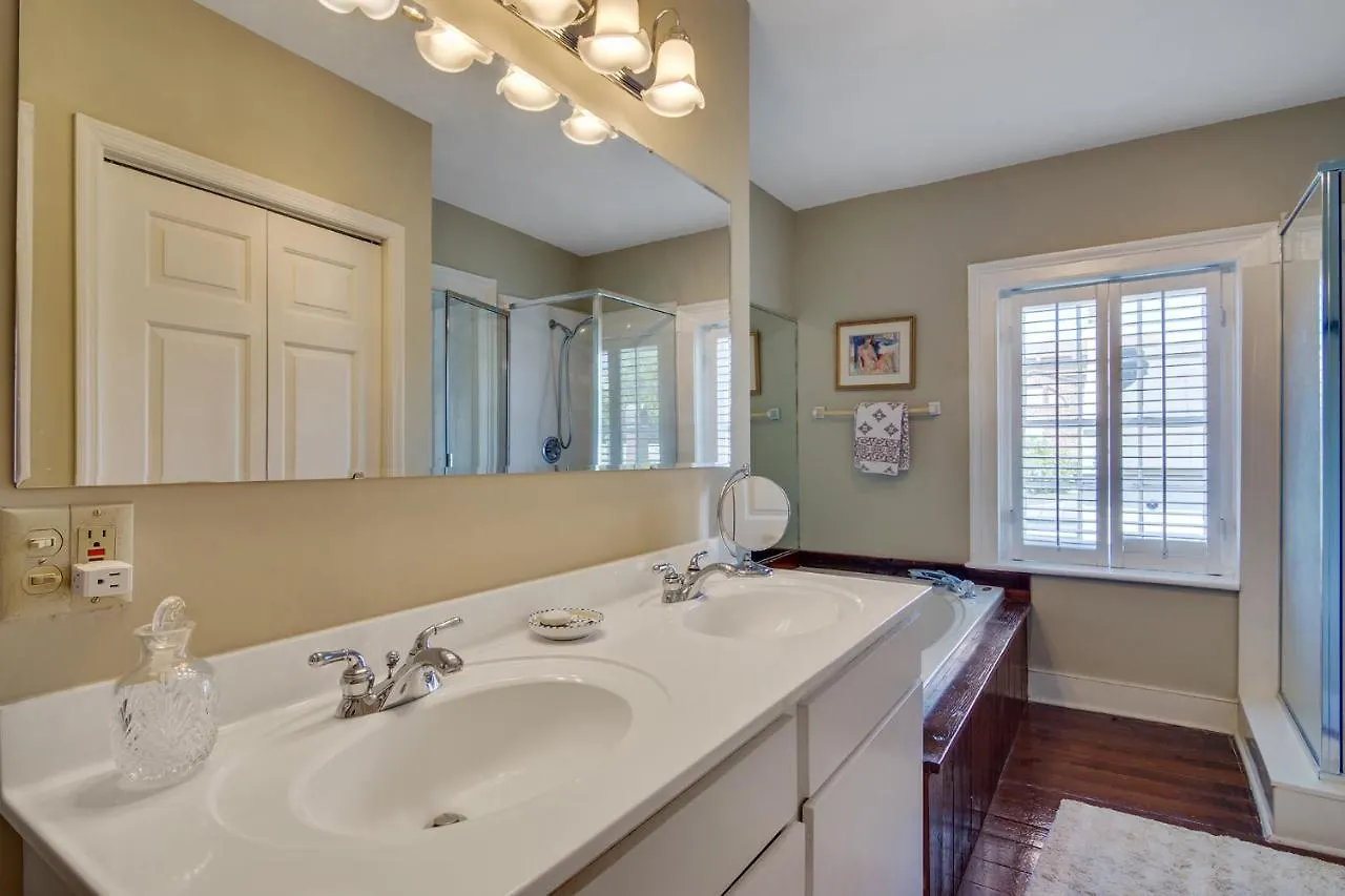Apartment 125 Church Charleston