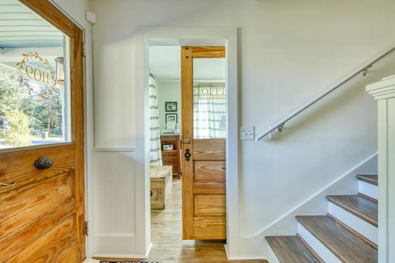 1109 Berkeley