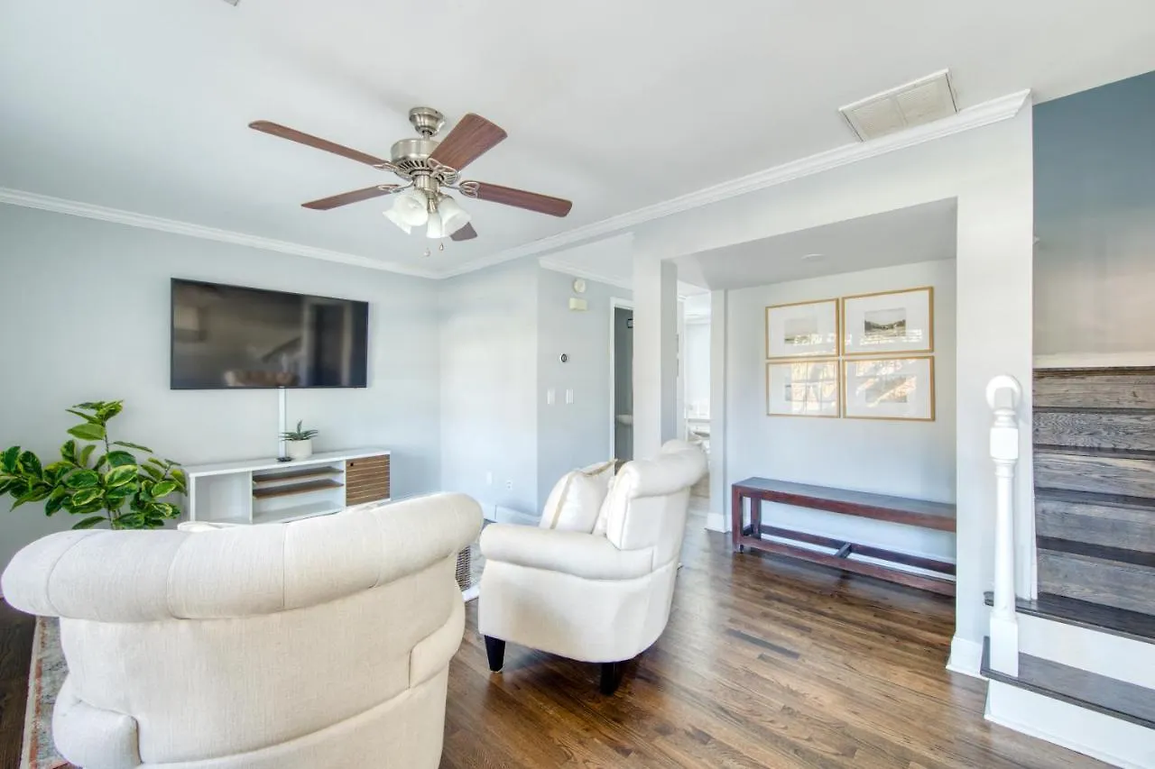 27 Brockman Holiday home