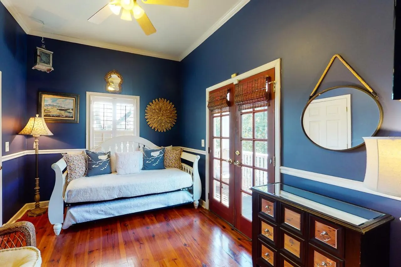 1 Francis Holiday home Charleston