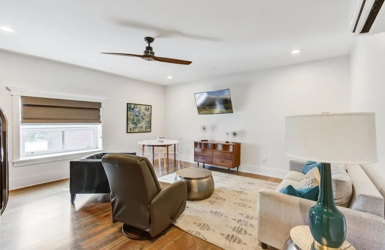 493 King Two Bedroom Suites 3*
