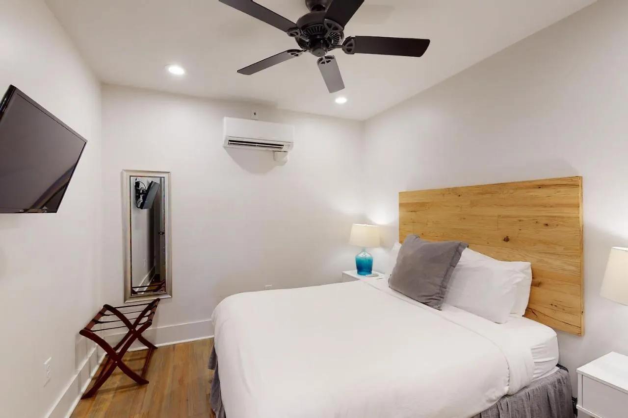 Hotel 493 King Two Bedroom Suites Charleston