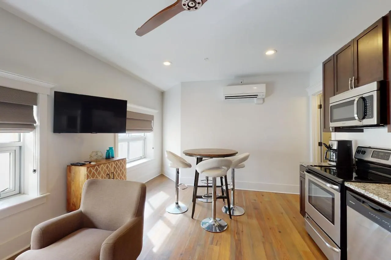 493 King Two Bedroom Suites