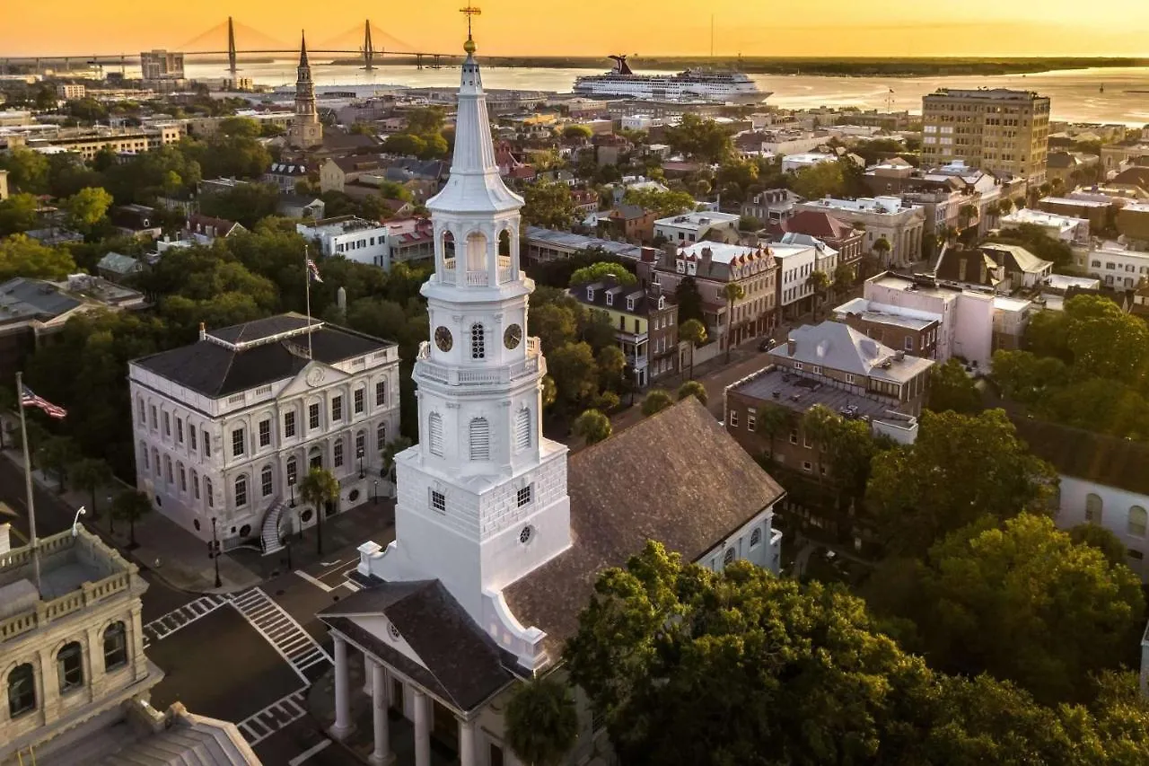 Queens Court Holiday home Charleston