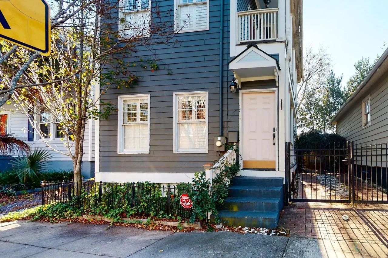 1 Francis Charleston
