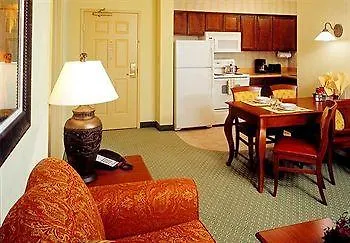By Marriott Charleston Airport North Charleston