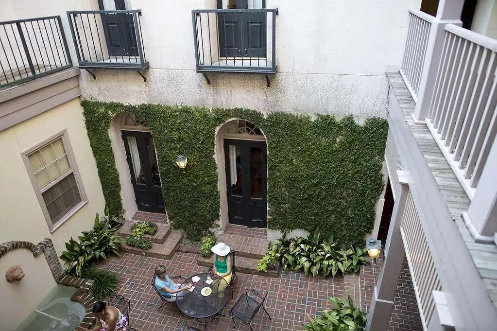 Kings Courtyard