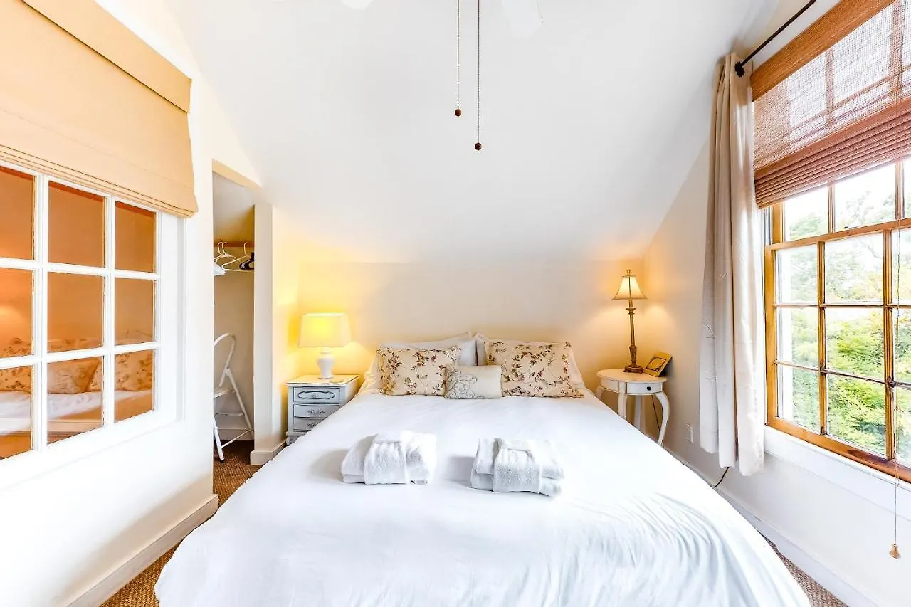 4 Tully Holiday home *