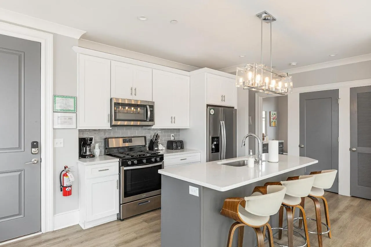 The Ashley At 122 Spring *