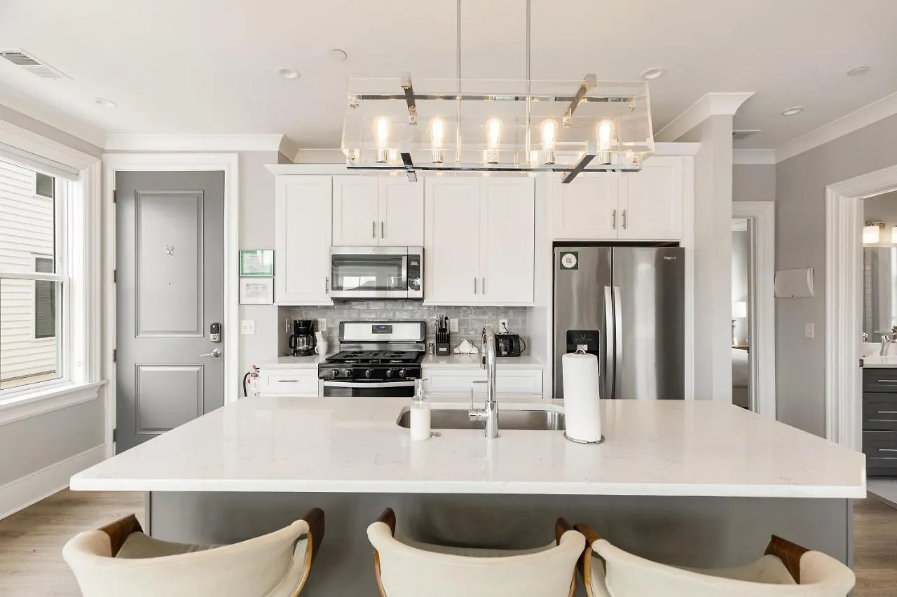 The Ashley At 122 Spring Apartment Charleston