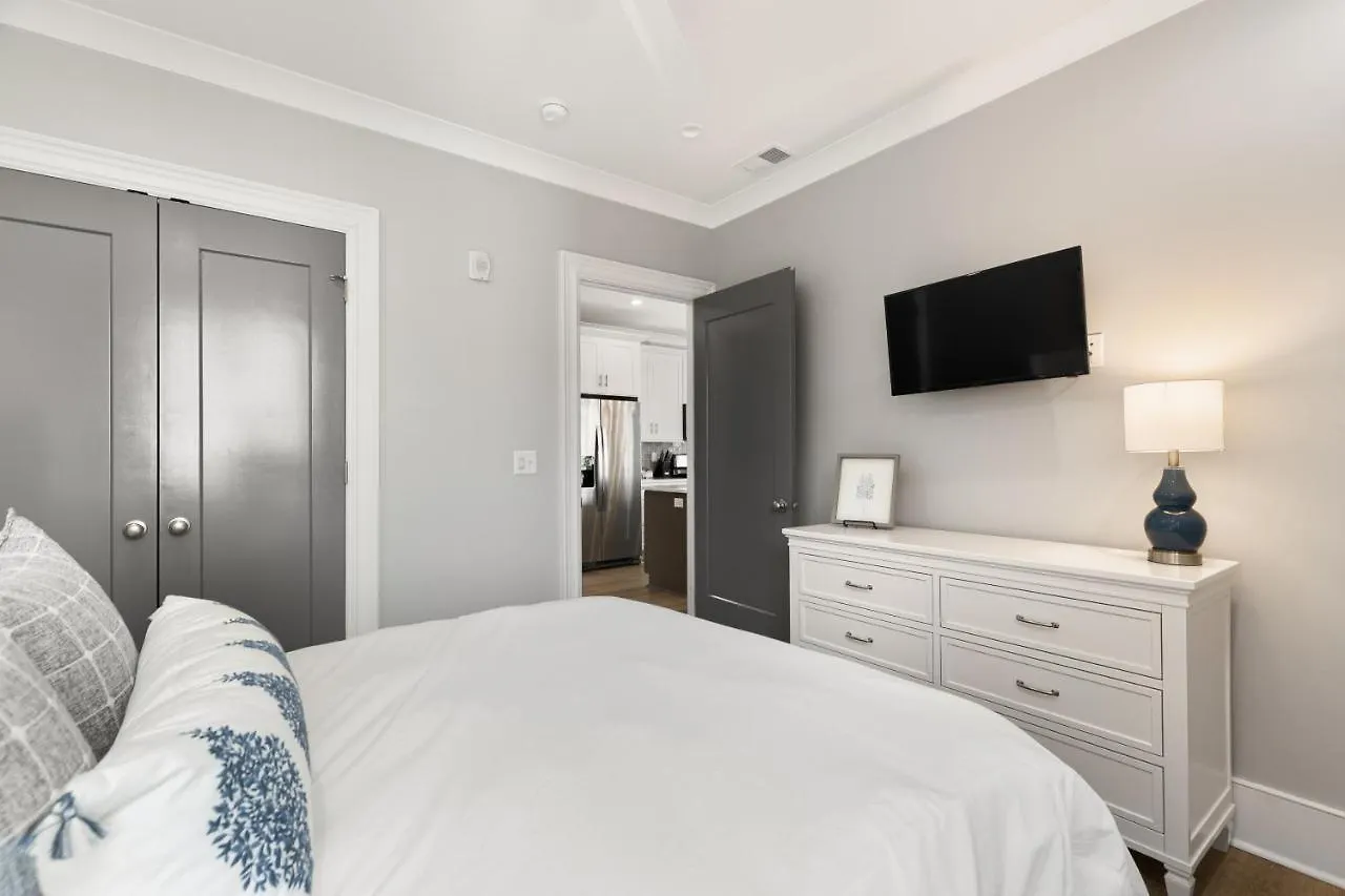 Apartment The Cooper At 122 Spring Charleston