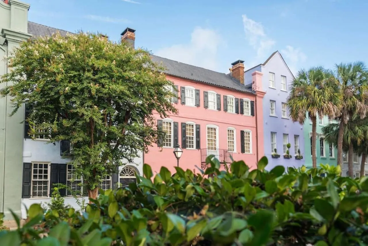 The Azalea At 124 Spring