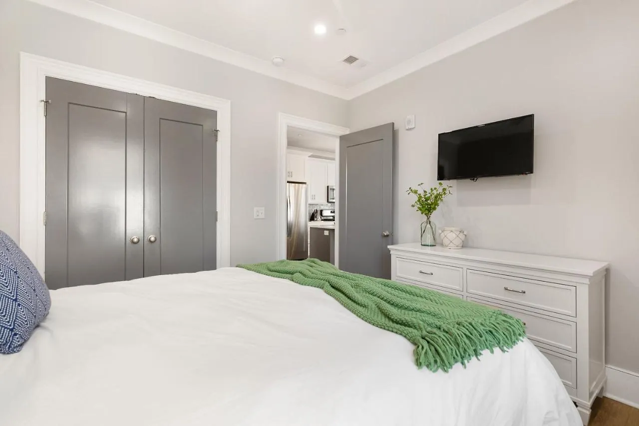 The Santee At 122 Spring * Charleston