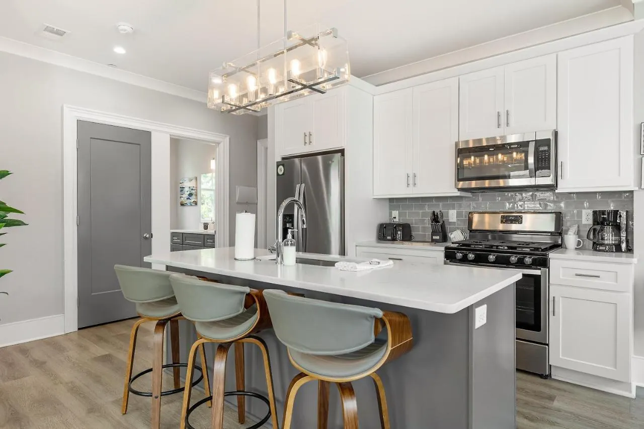 The Santee At 122 Spring * Charleston