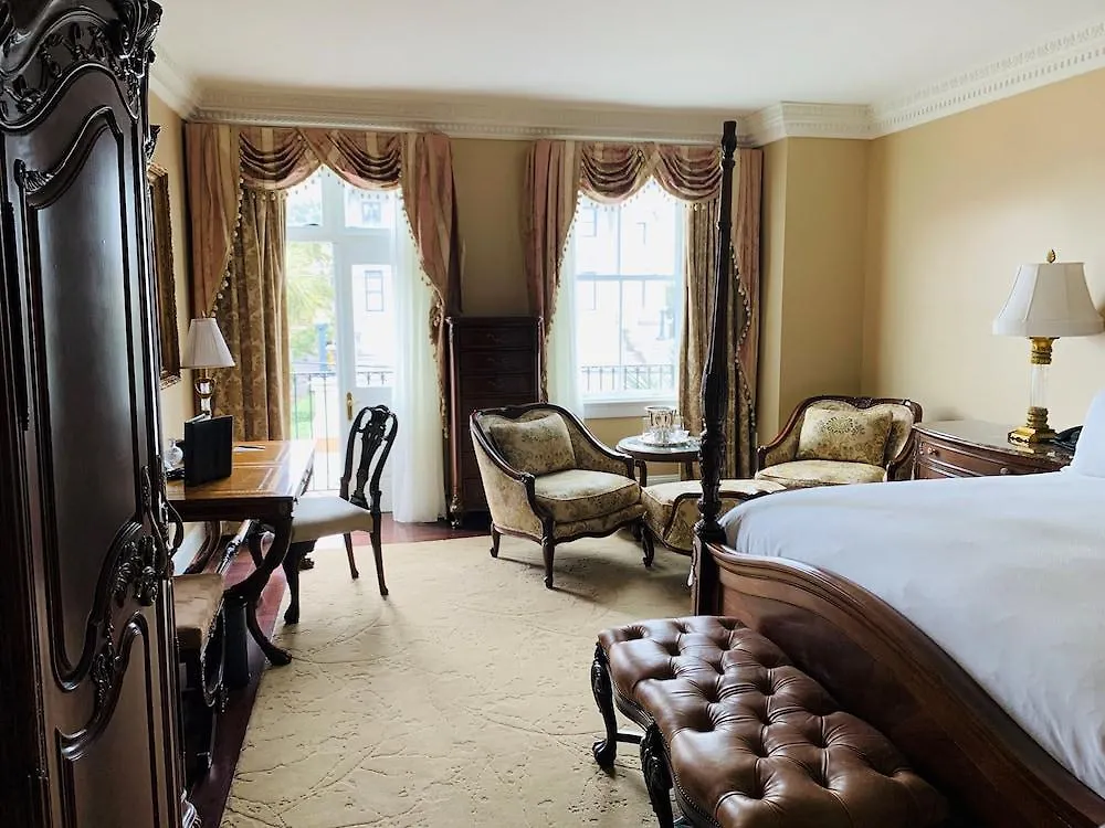Market Pavilion Hotel Charleston