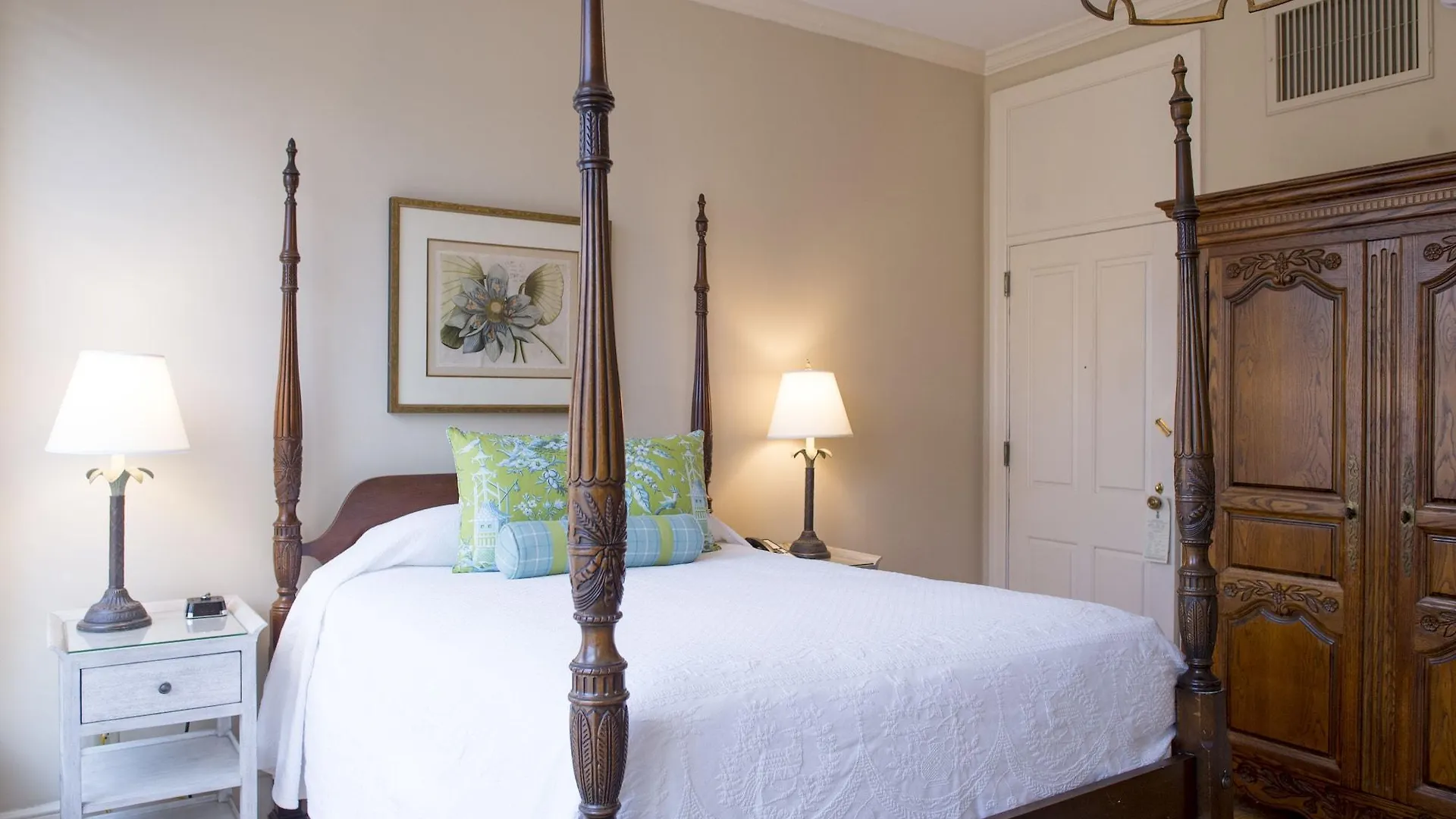 Kings Courtyard 3*