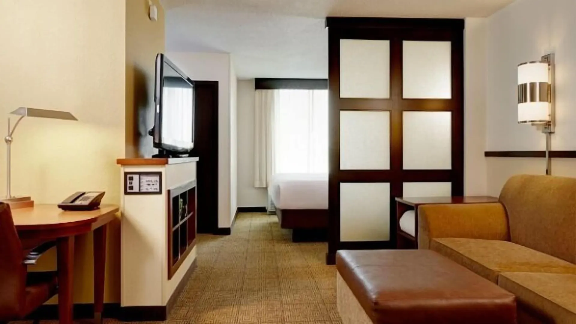 Hyatt Place Hotel 4*