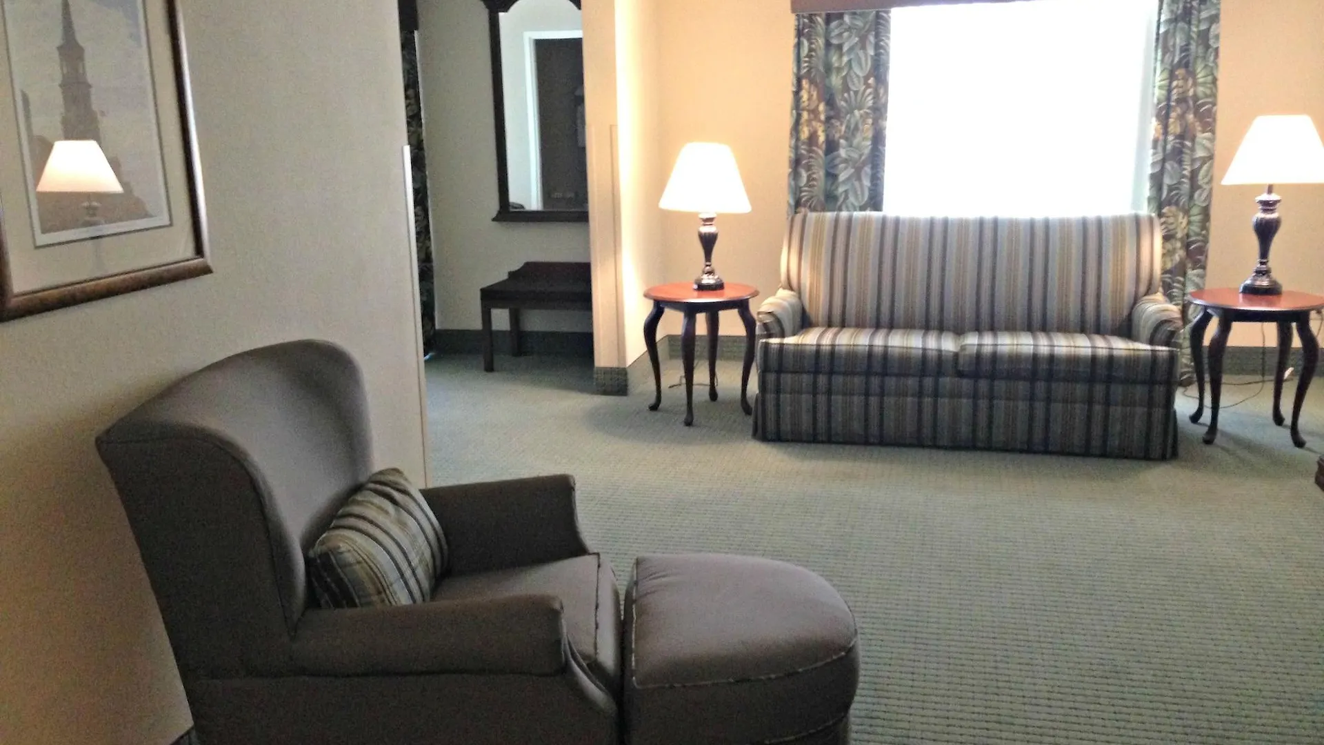 Hotel Wingate By Wyndham Charleston Southern University