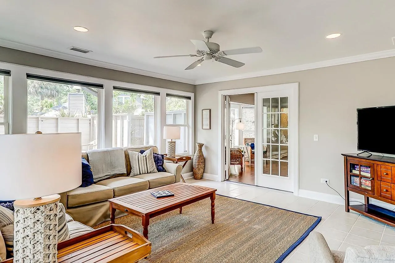 Villa Fox Pond Drive Charleston