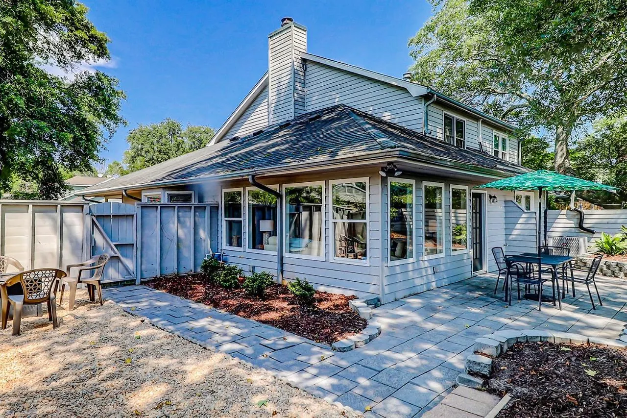 Villa Fox Pond Drive Charleston