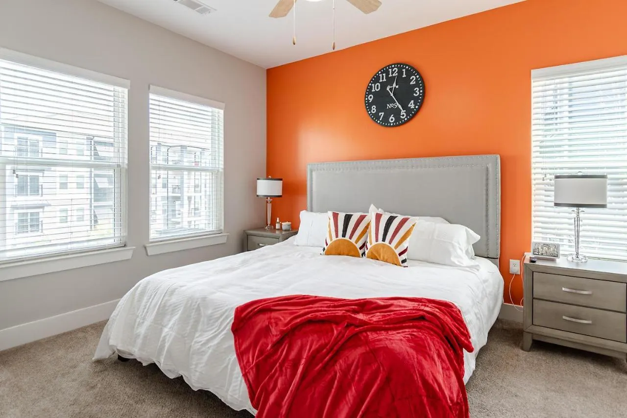 Apartment K&m Spire Oasis Near & Chs 2 King *