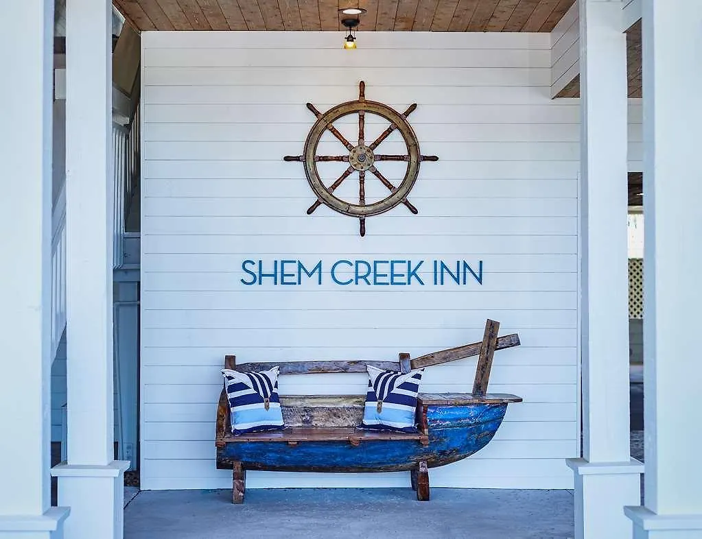 Shem Creek Hotel 3*