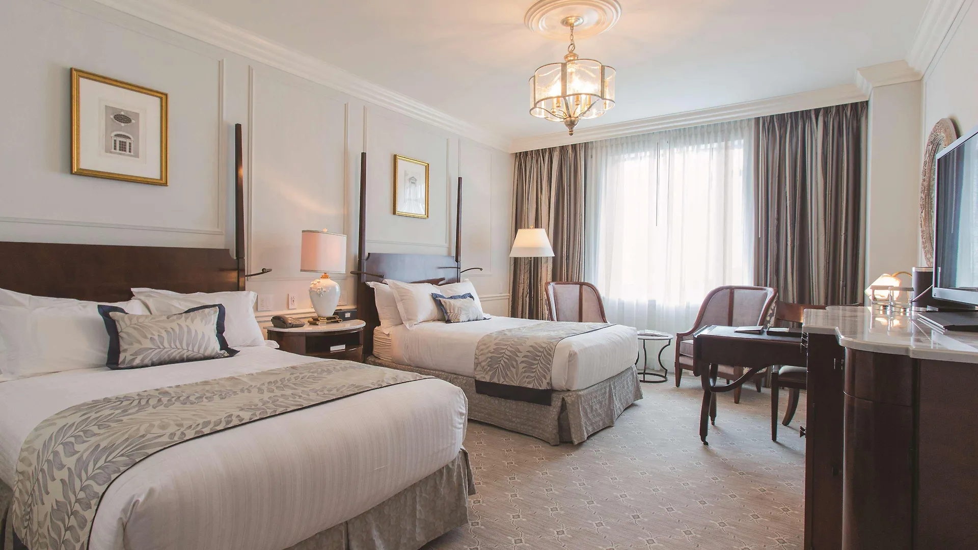 Hotell The Place 5*