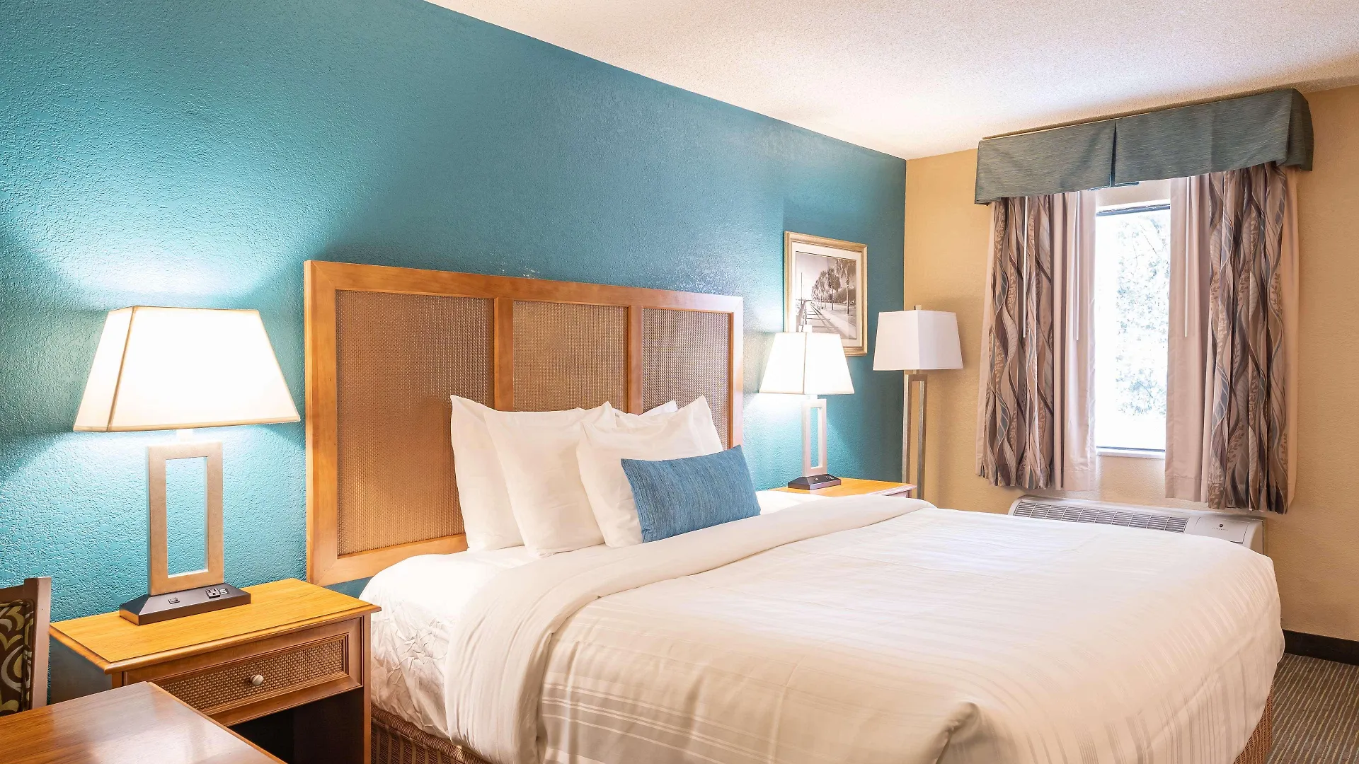 Best Western Hotel 3*