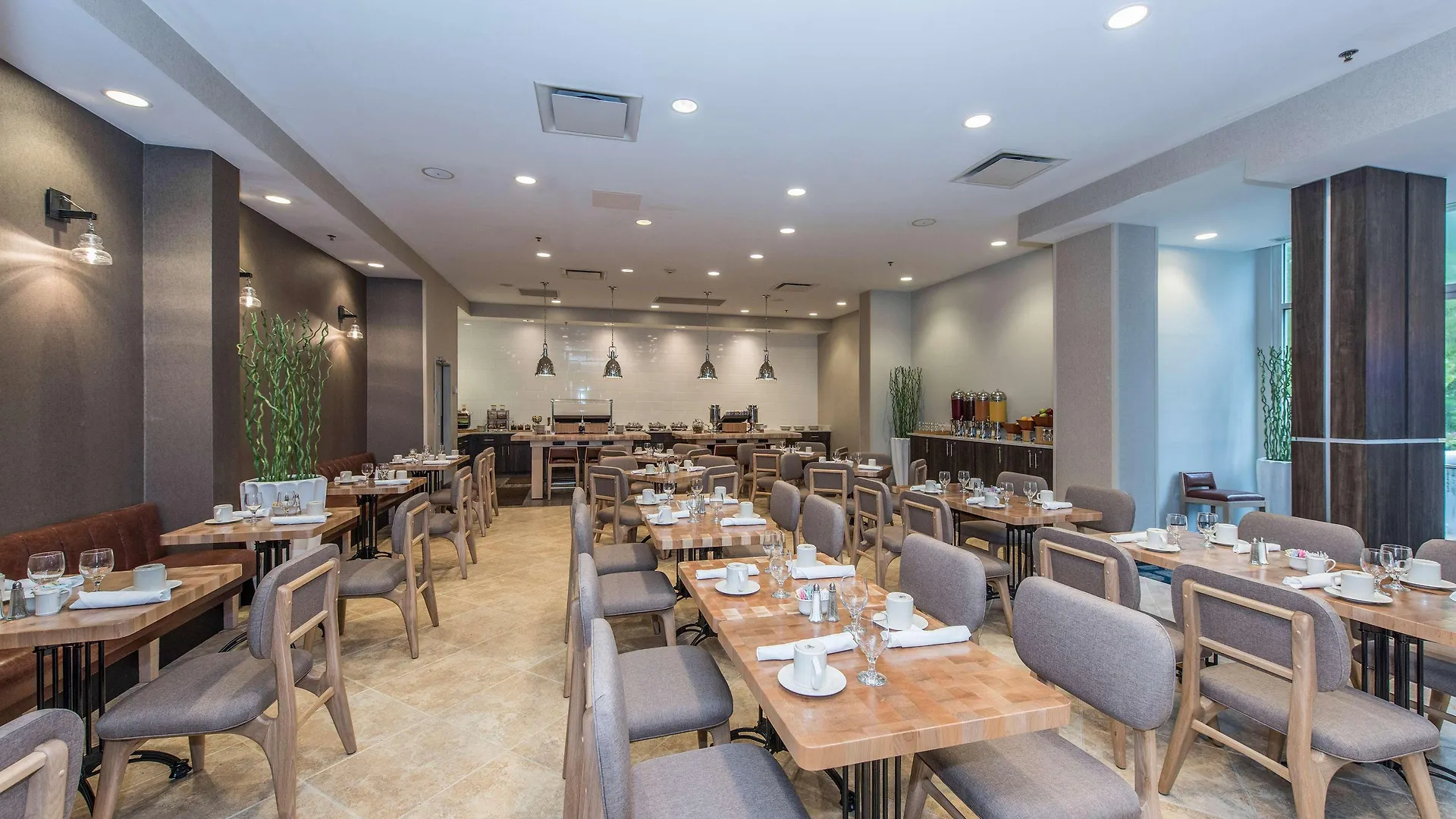 Hotel Doubletree By Hilton - Convention Center 4*