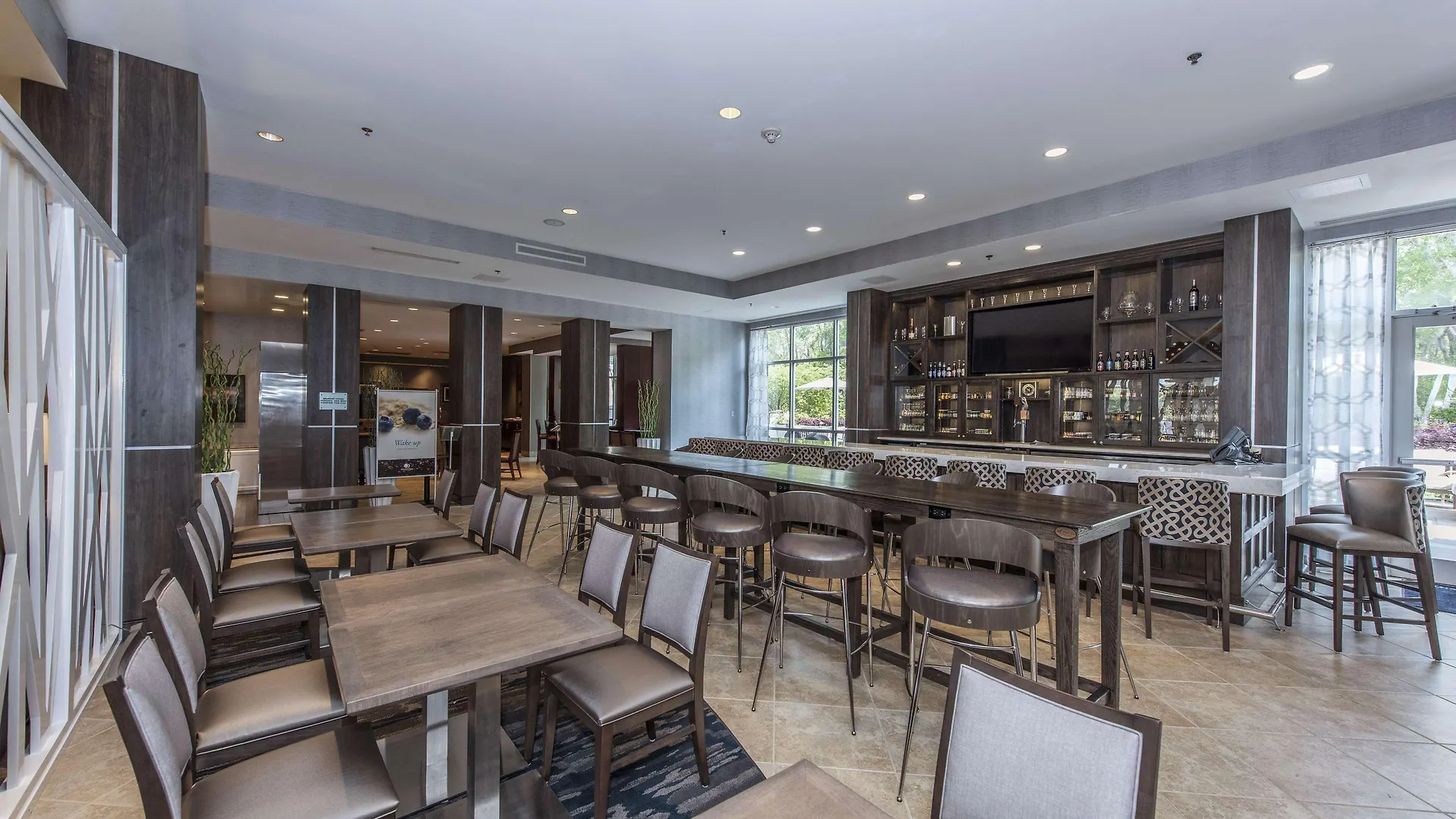 Hotel Doubletree By Hilton - Convention Center North Charleston