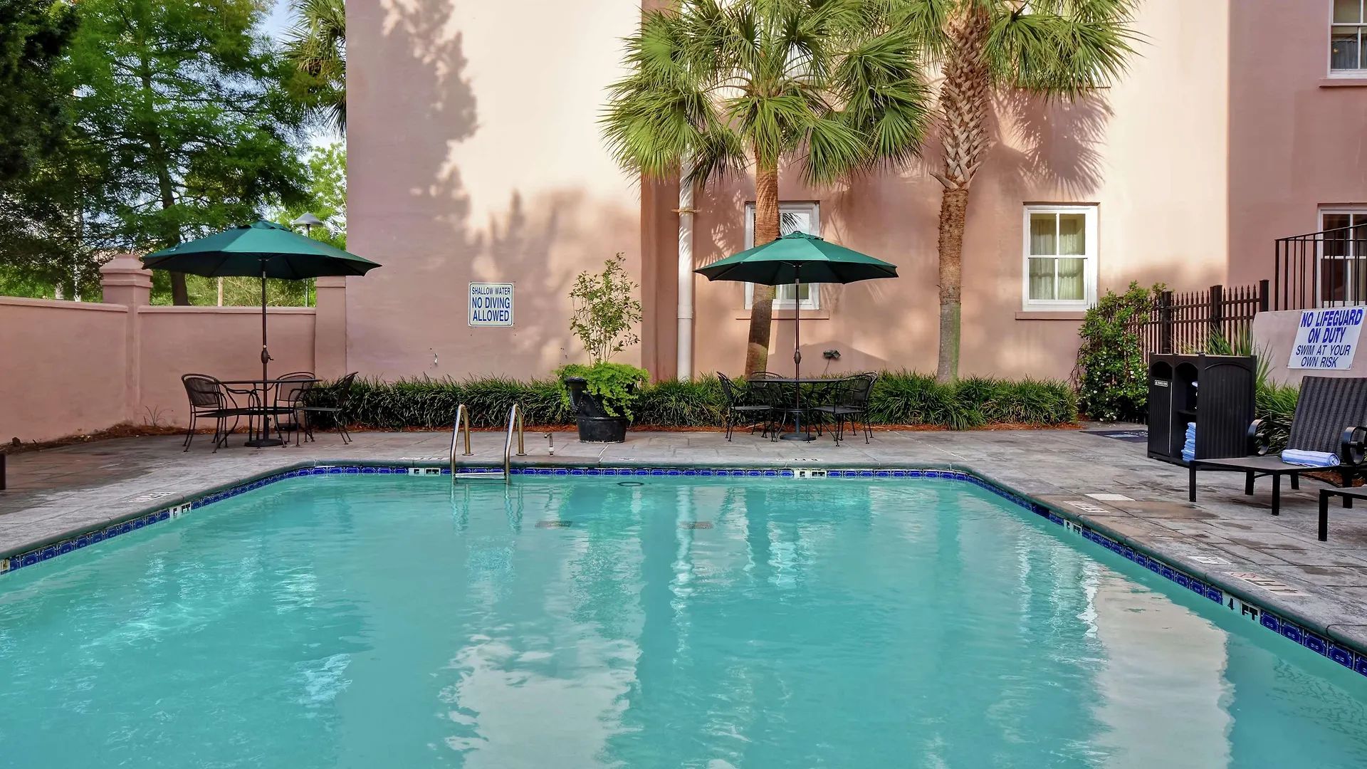 Hotell Embassy - Historic District 3*