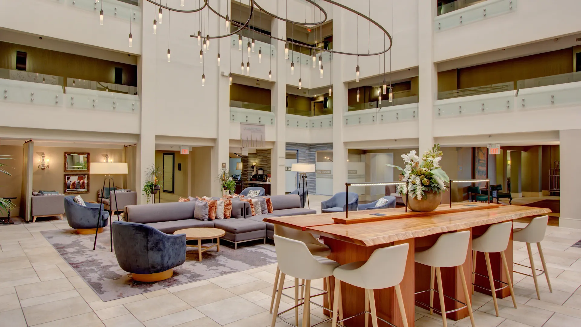 Crowne Plaza Charleston By Ihg Hotel North Charleston