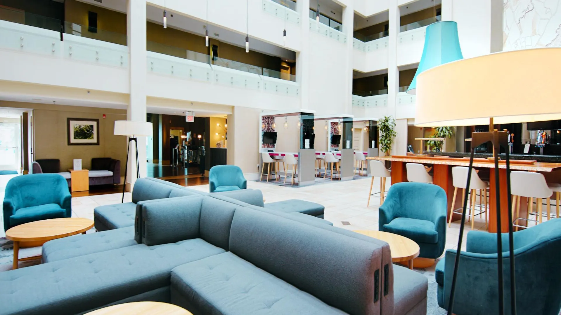 Crowne Plaza Charleston By Ihg Hotel 4*