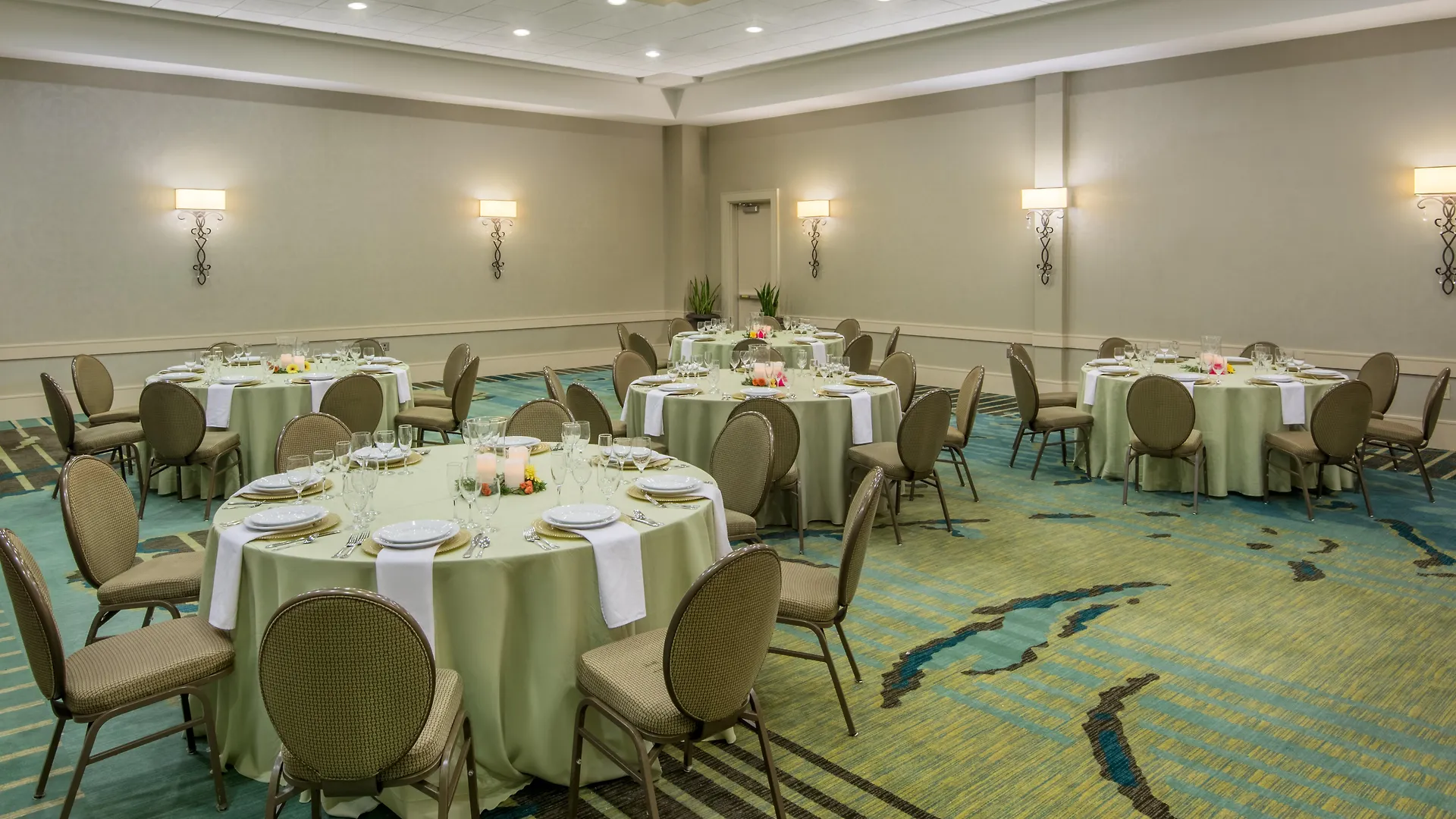Crowne Plaza Charleston By Ihg North Charleston