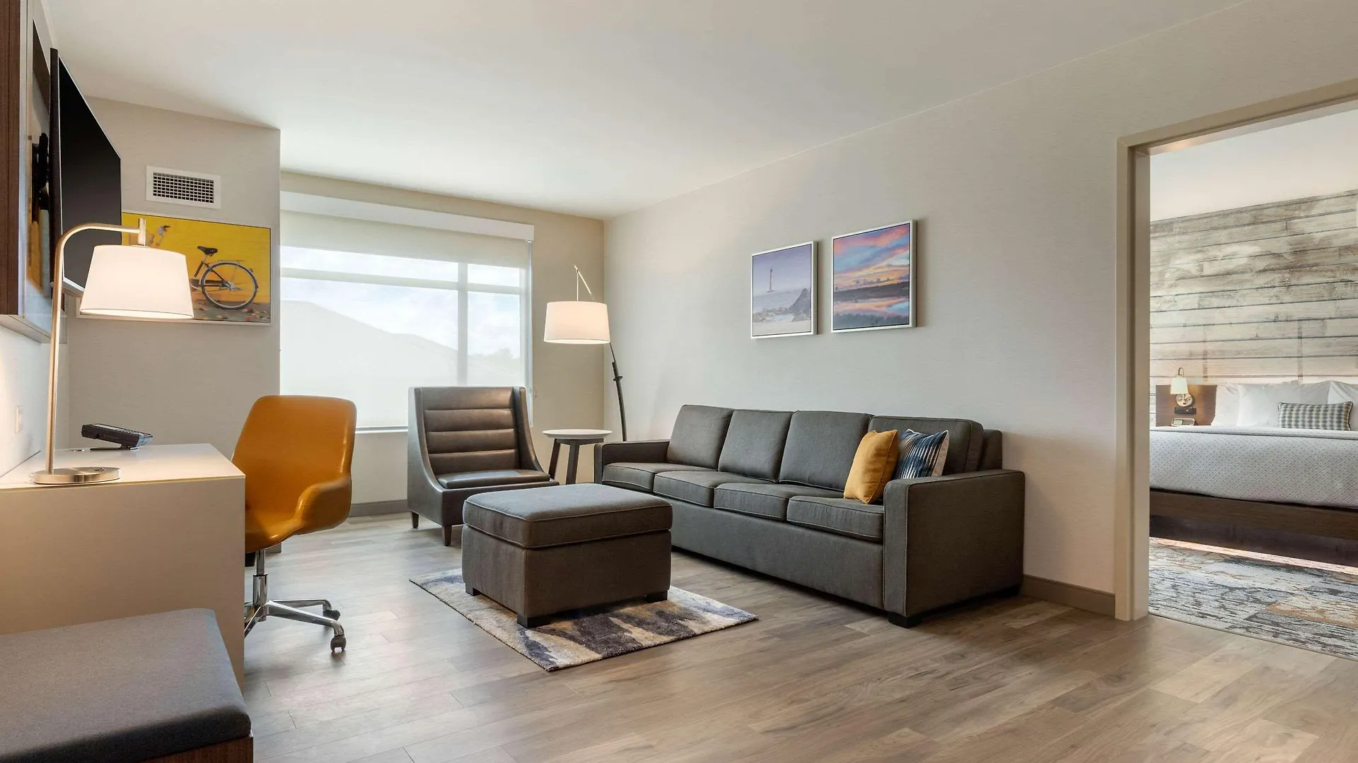 Hotel Cambria Riverview 3*