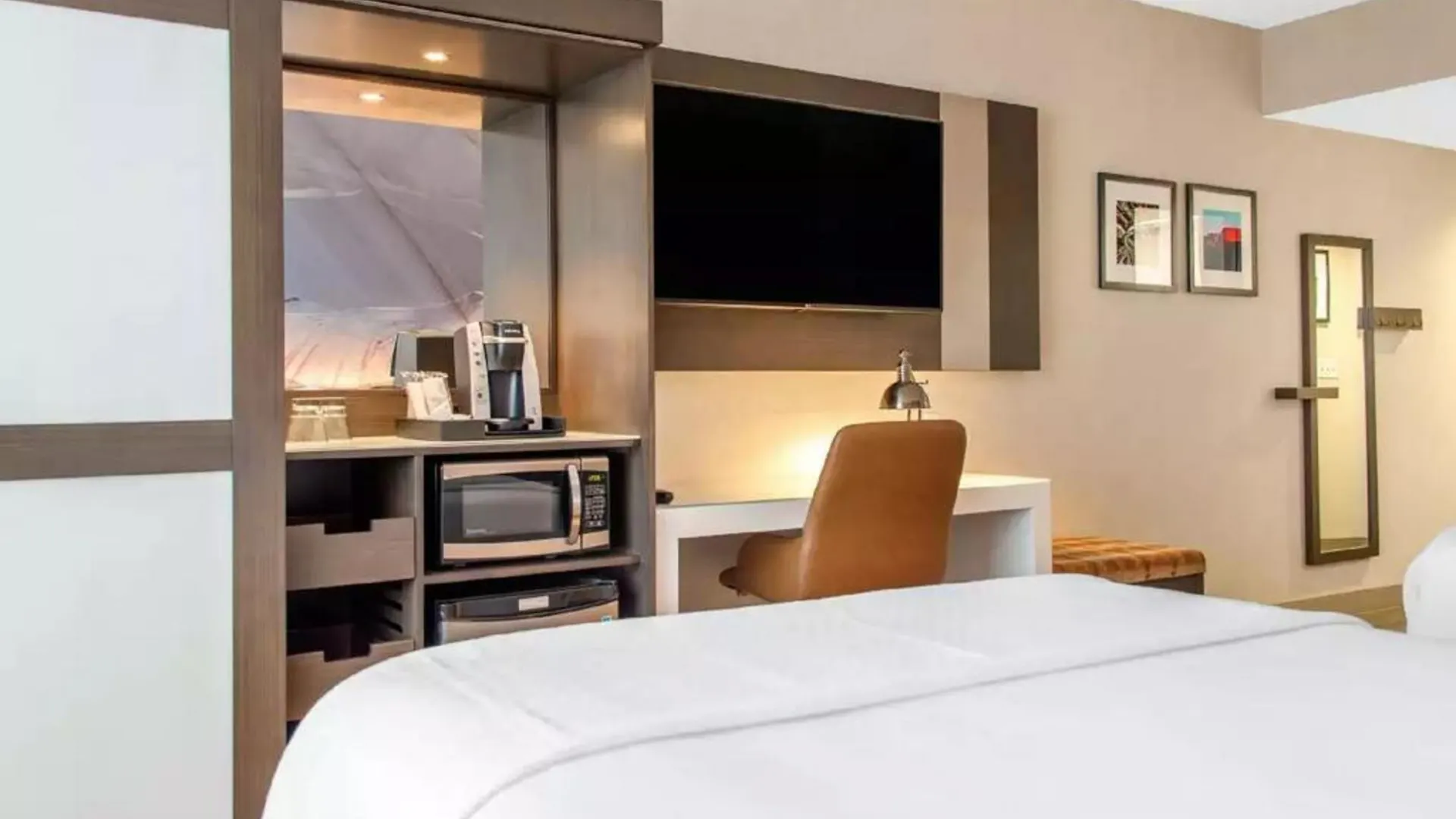 Hotel Cambria Riverview