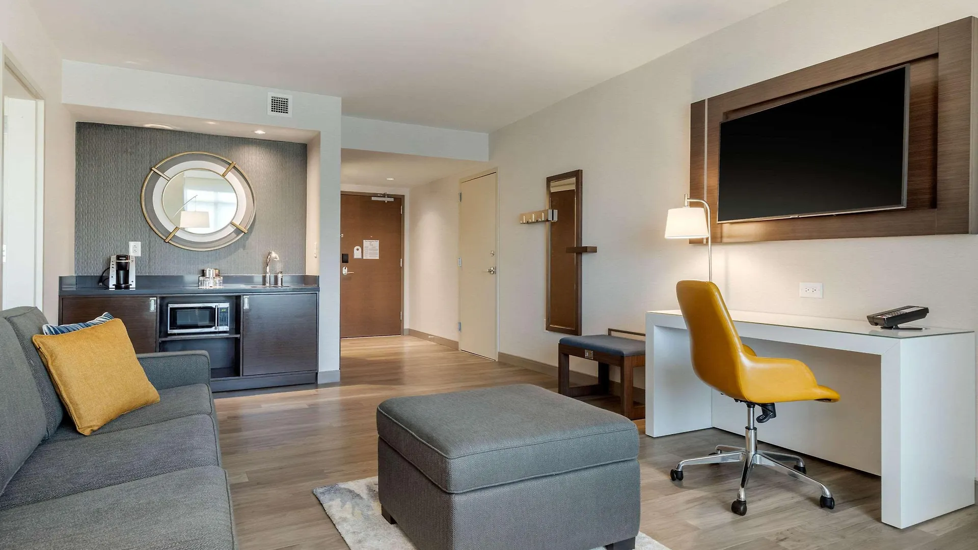 Cambria Riverview 3*