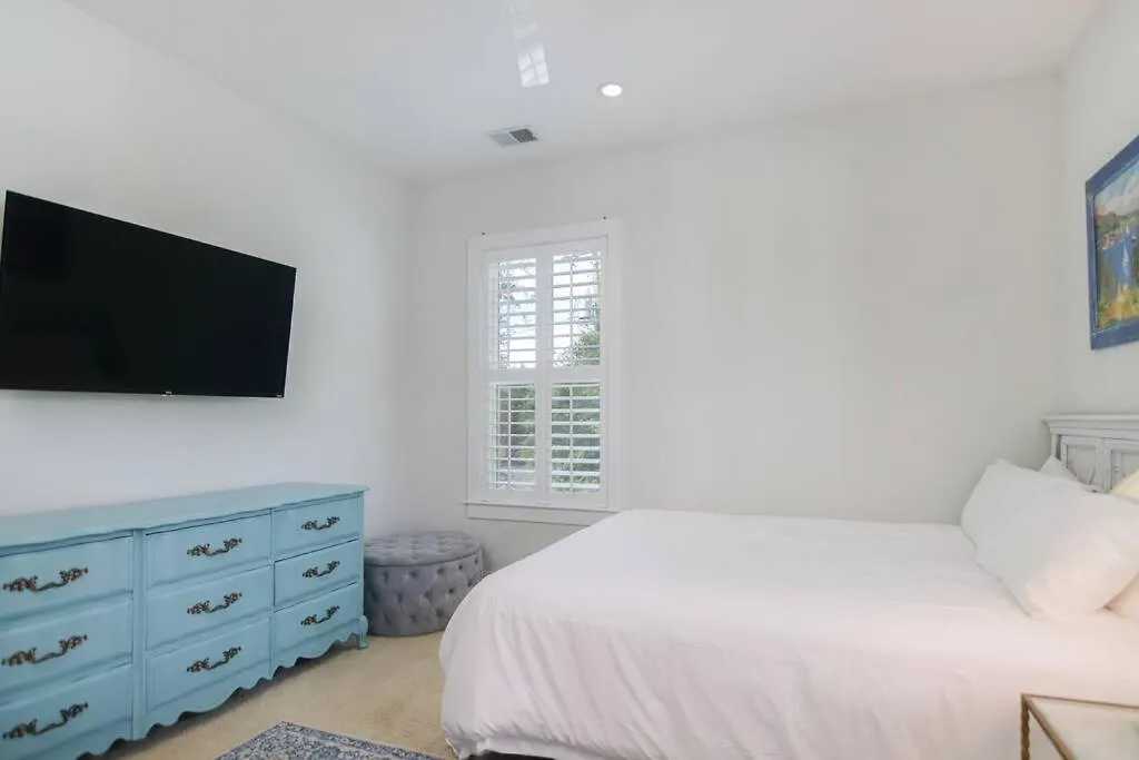 Holiday home Holy Charm - Mins To Dtwn - Shem Creek