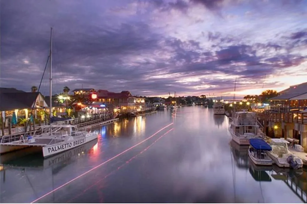 Holiday home Holy Charm - Mins To Dtwn - Shem Creek *