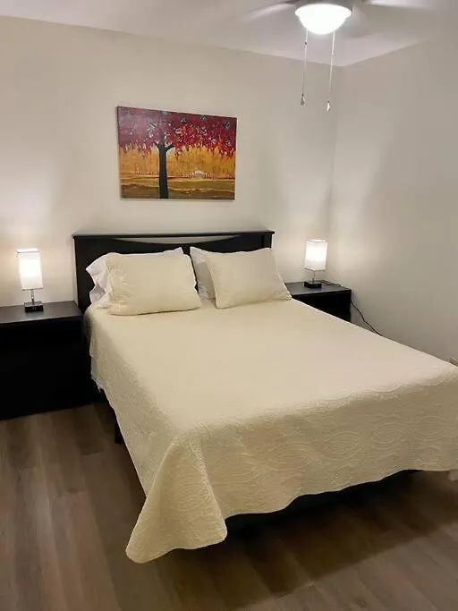 Apartment Midnight Oasis *