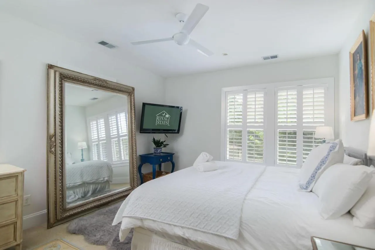 Holy Charm - Mins To Dtwn - Shem Creek *