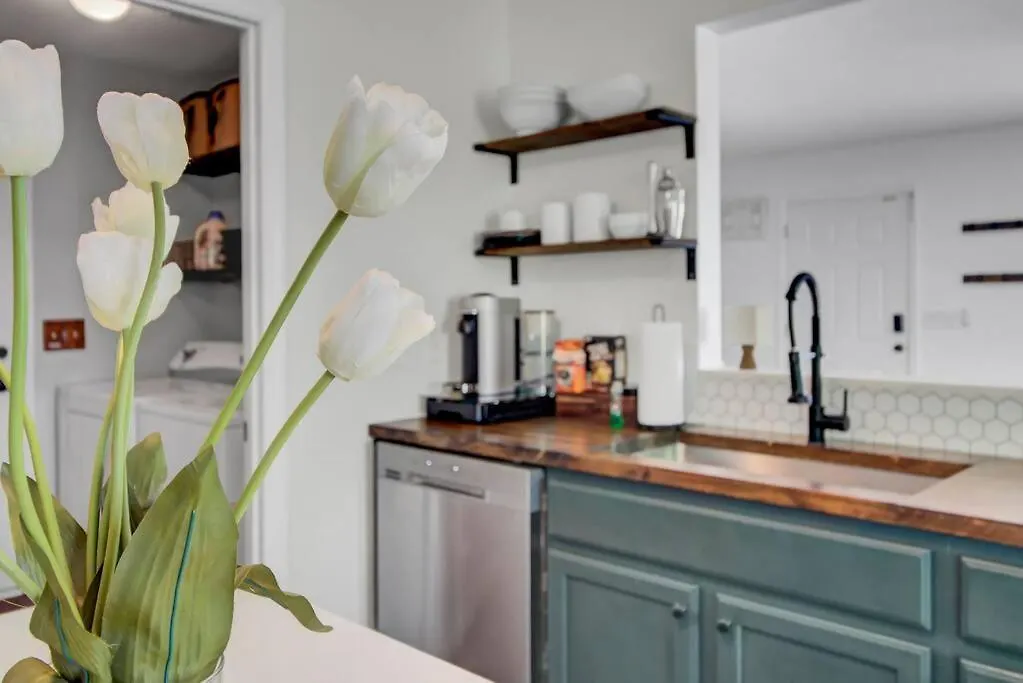 Magnolia House Of N Holiday home Charleston